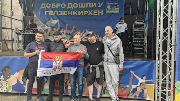 Herr Smuđa je stigao: "Добро дошли у Гелзенкирхен" FOTO/VIDEO