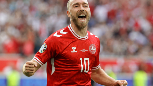 Život piše bajke – Eriksen strelac za Dansku FOTO