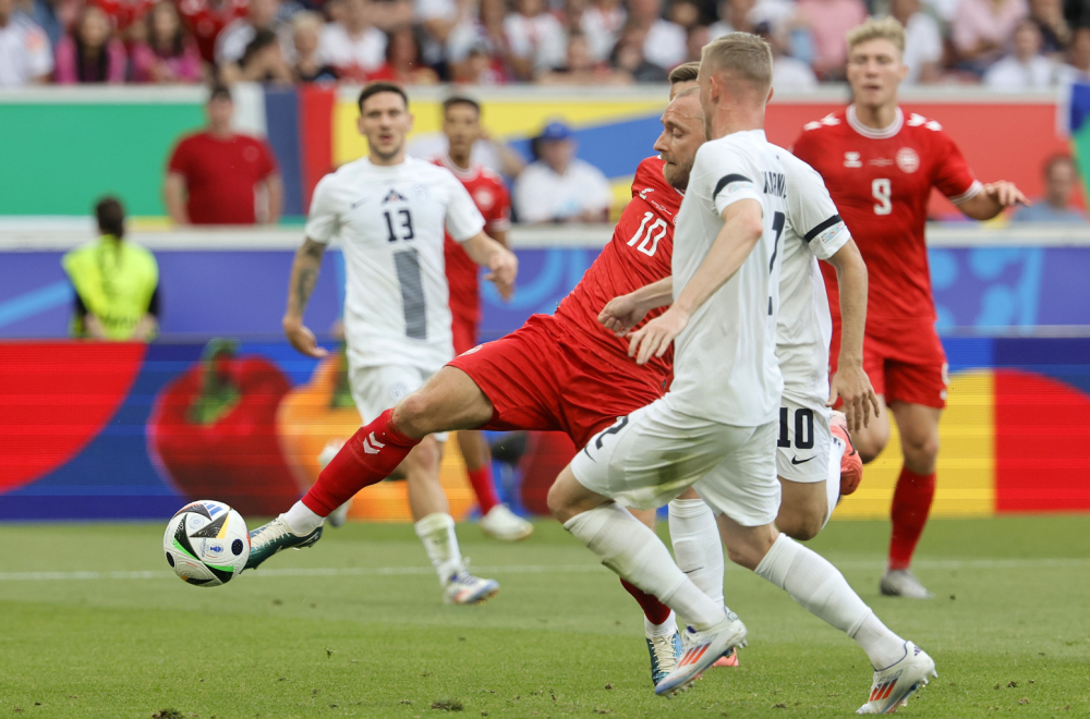 Život piše bajke – Eriksen strelac za Dansku FOTO
