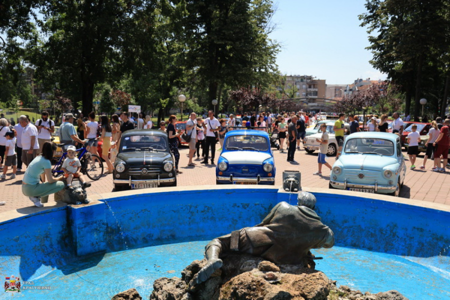 Ona je simbol Kragujevca: Jubilarni Fića fest održan po 20. put FOTO