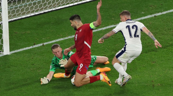 Mitrović tražio penal – da li je bio? VIDEO