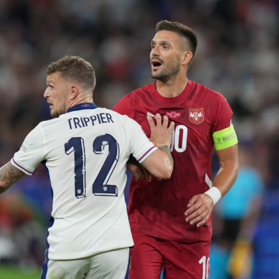 Tadić ponovo odgovorio Piksiju VIDEO