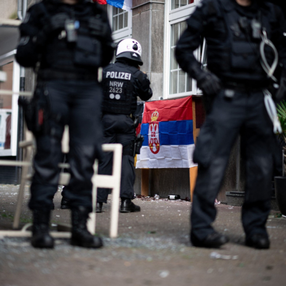 Nemci uhapsili sedmoricu Srba u Gelzenkirhenu VIDEO