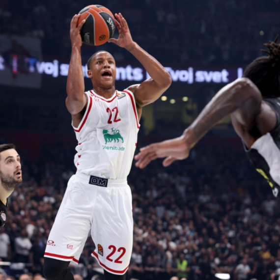 Zvanično: Fener doveo Amerikanca