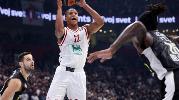 Zvanično: Fener doveo Amerikanca