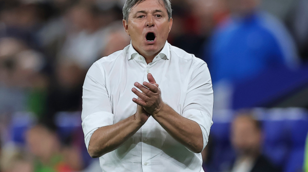 Piksi najavio promene za Sloveniju, Mitrović očekuje da će "kampovati" u kaznenom prostoru