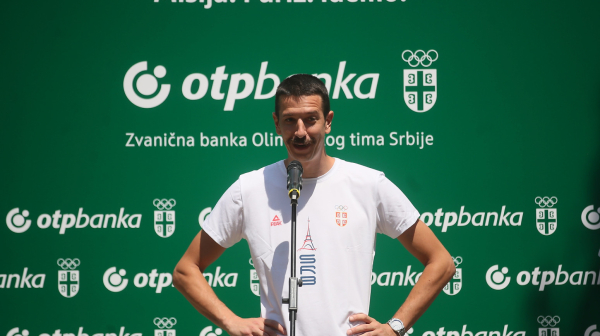 Stojačić: "U Parizu ćemo dati sve od sebe da usrećimo narod u Srbiji"