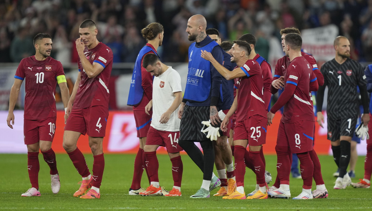 Herr Smuđa i "orlovi" se vratili u Augzburg: Nesuglasice ostale u avionu VIDEO