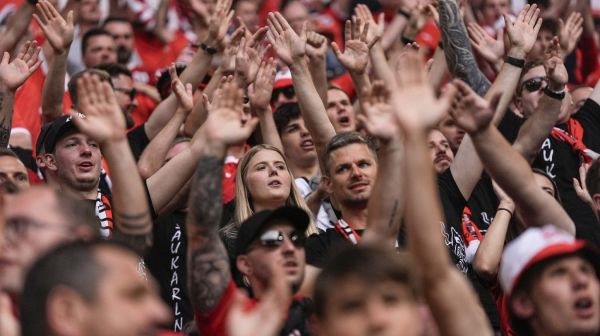 Mučki provokatori – Austrijanci lomili baget pred Francuzima