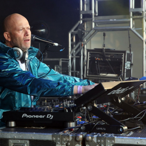 Preminuo slavni muzičar: Njegov hit svi znaju kao nezvaničnu himnu Svetskog prvenstva