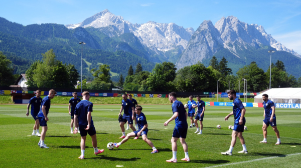 Najgora reprezentacija na EURO? "Bili su sramotni" VIDEO