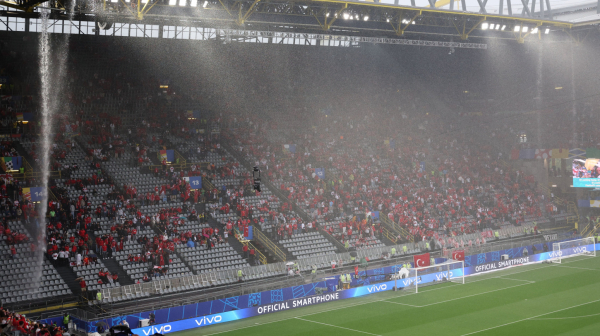 Vodopad na "Vestfalenu" – neće se igrati? VIDEO