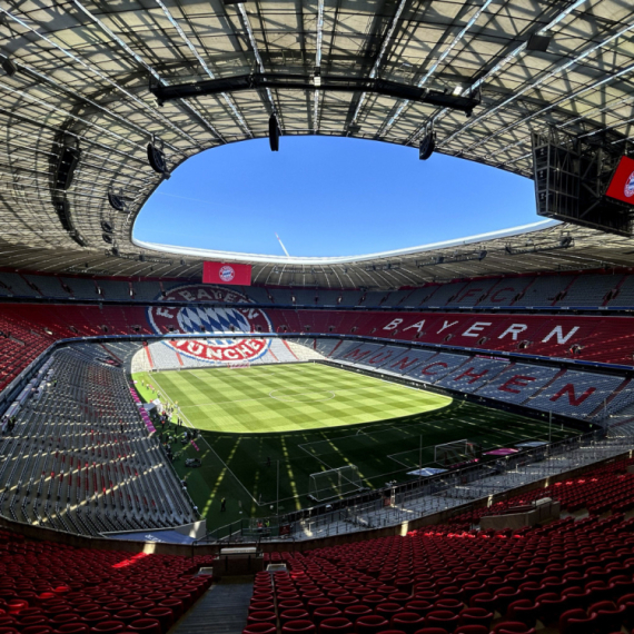 Herr Smuđa na "Alijanc areni": "Vau!" VIDEO