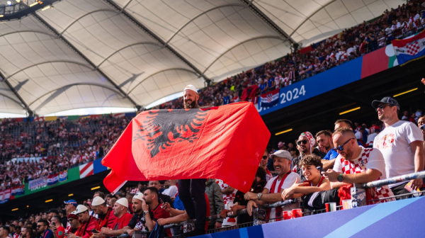 Hrvati, Albanci – gledajte i učite