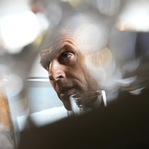 Makrone, ovo je uvod u novi rat