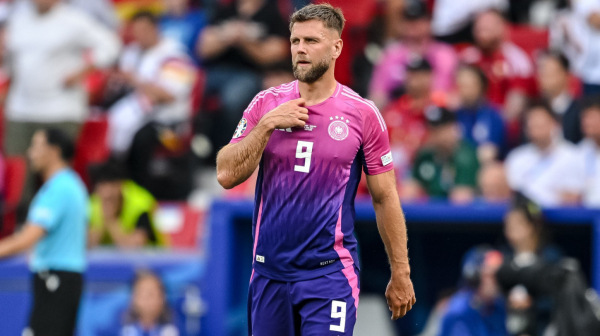 Nemački napadač novinaru: Čekajte da izvadim telefon! VIDEO