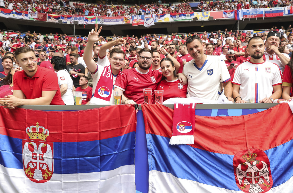 Kako je "Bože pravde" grmelo u Minhenu VIDEO