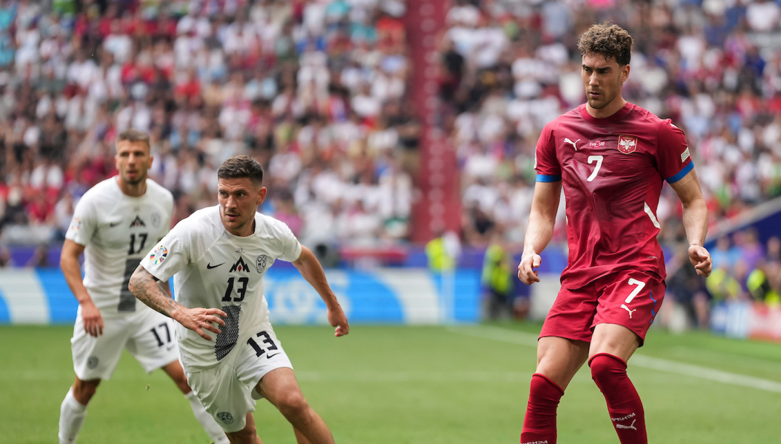 UEFA htela da spreči snimak ilegalnog ulaska na stadion? VIDEO