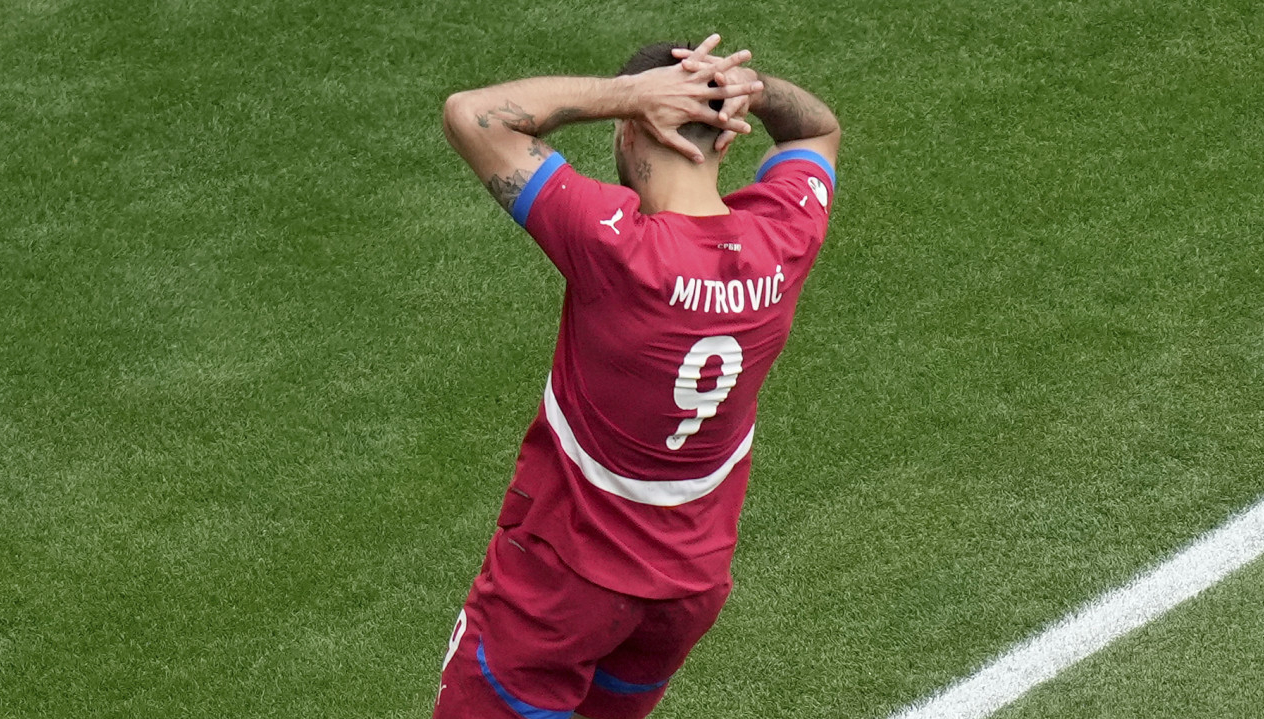 Srbija bez sreće – Mitrović pogodio prečku VIDEO