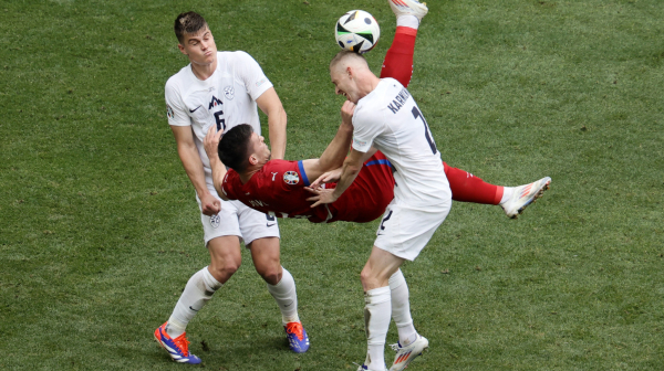 Srbija se izvukla u 96' – džoker Jović održao san o nokaut fazi VIDEO