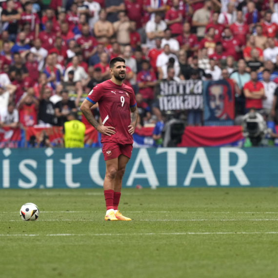 Mitrović: "Moraću da obavim par poziva"