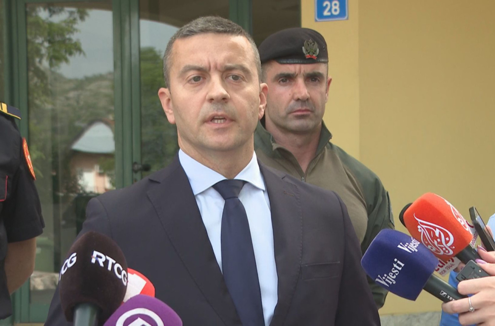 Oglasio se direktor crnogorske policije: Ovo je crvena linija, ovaj dan ne sme više nikad da se ponovi