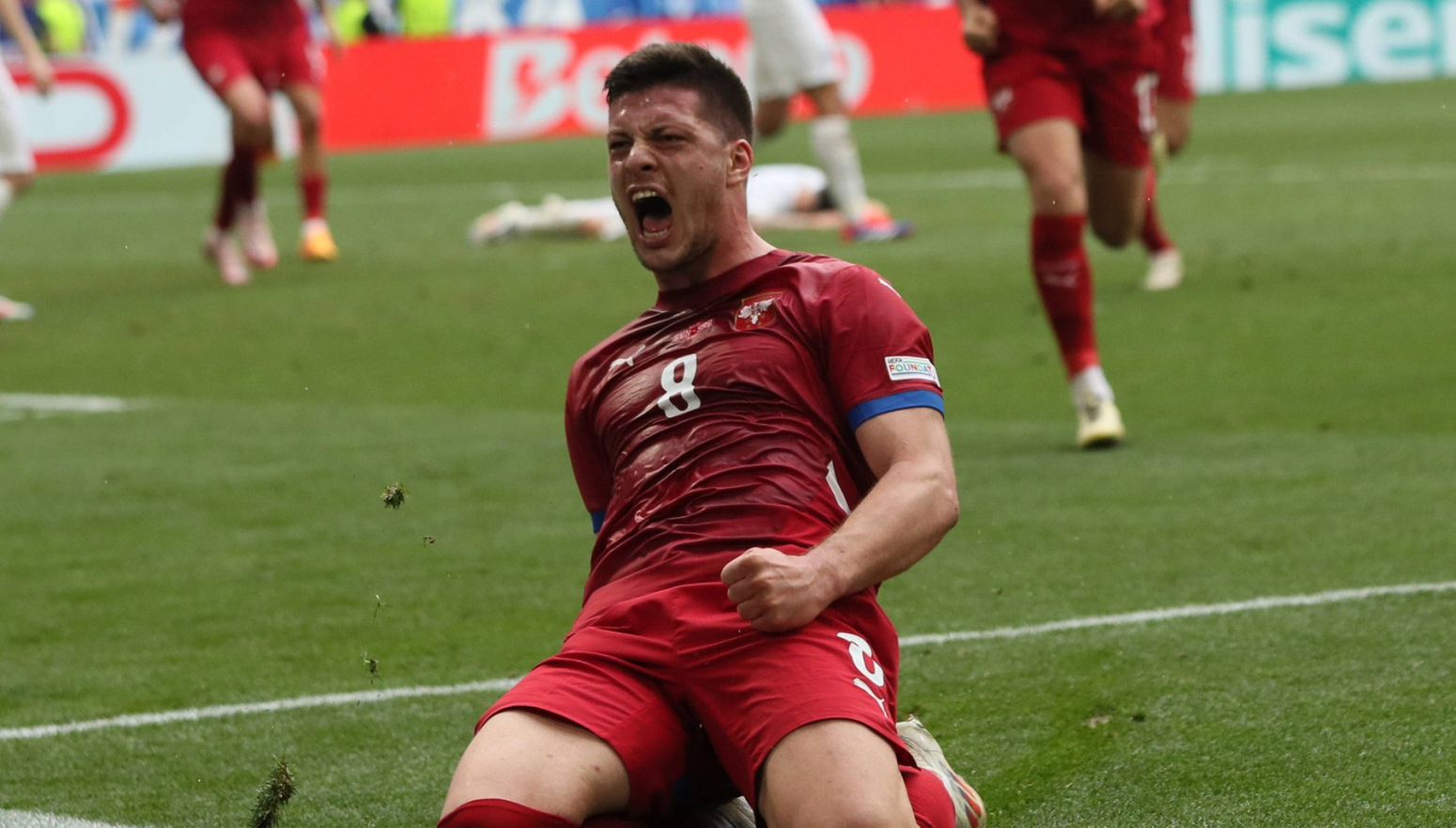 Jović heroj "orlova" – u 96' za rekord EURO; Piksi: "Srbi ne umiru lako" VIDEO