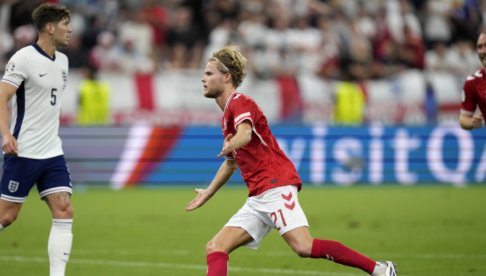 Engleska primila golčinu koja je rastužila i Srbiju VIDEO