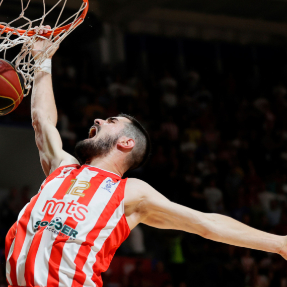 Zvanično – Kalinić opet u Zvezdi! VIDEO