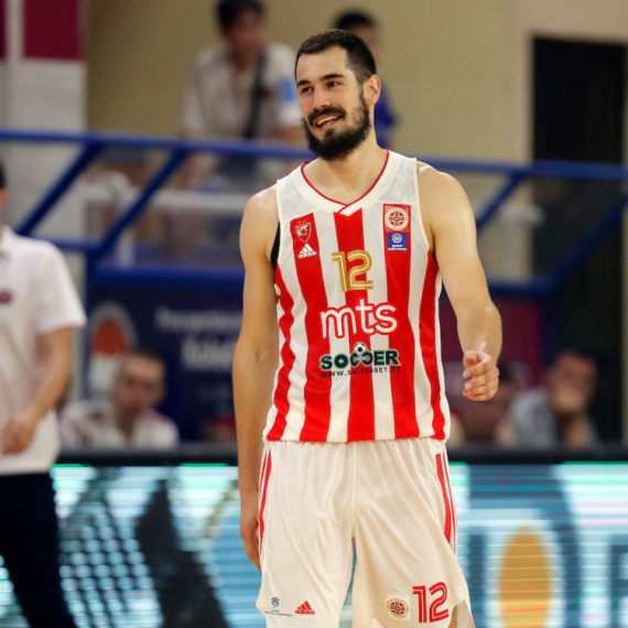 Navijači poželeli dobrodošlicu Kaliniću i podsetili na njegov humani gest