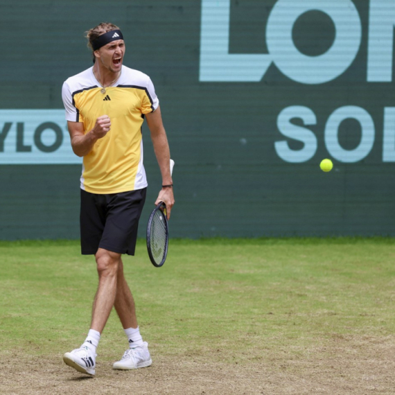 Zverev posle preokreta do polufinala Halea