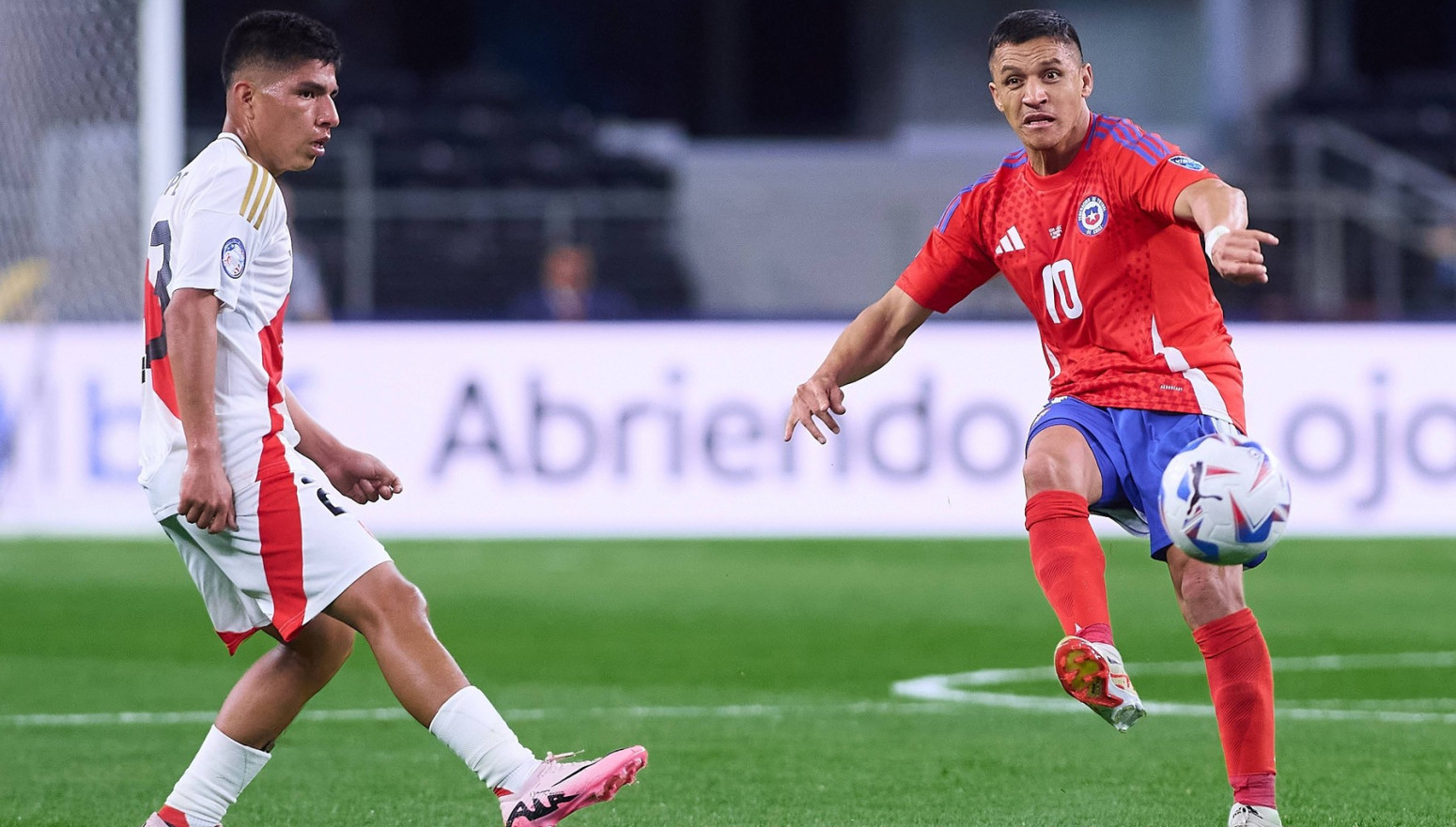 Remi Čilea i Perua bez golova, Sančes propustio najbolju šansu