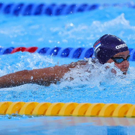 Barna i Crevar u polufinalu