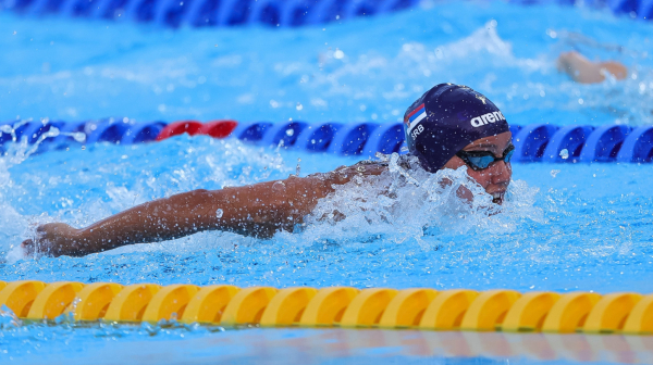 Barna i Crevar u polufinalu