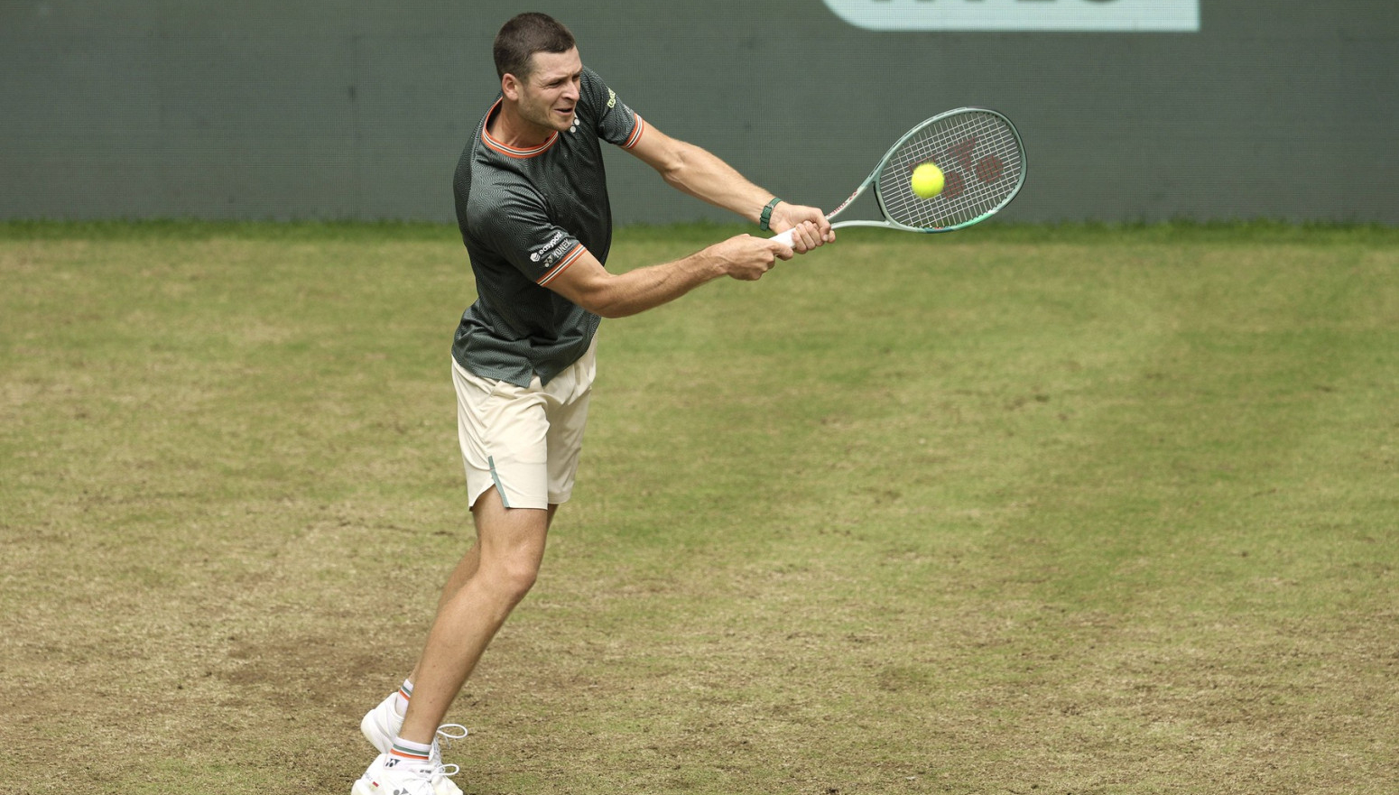 Hurkač konačno bolji od Zvereva, Poljak u finalu u Haleu