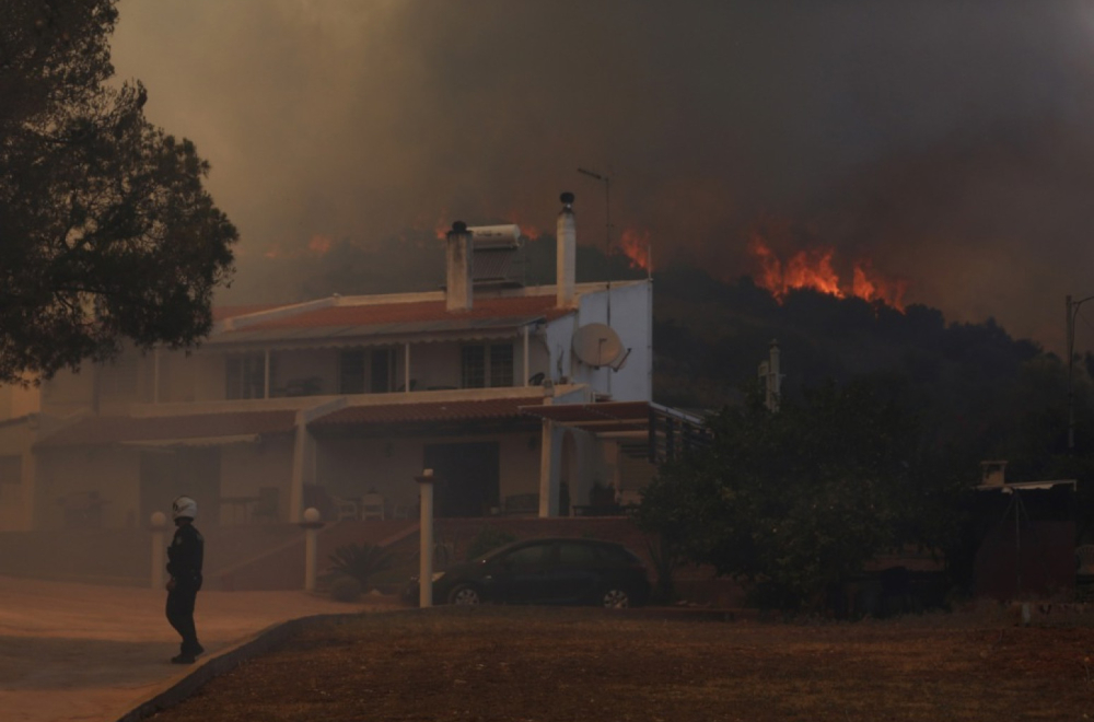 Bukte požari, podignuti helikopteri FOTO/VIDEO
