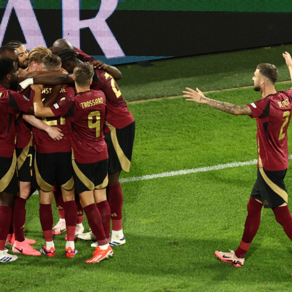 Belgija "preživela" Rumuniju – Tilemans započeo, De Brujne otklonio sumnje VIDEO