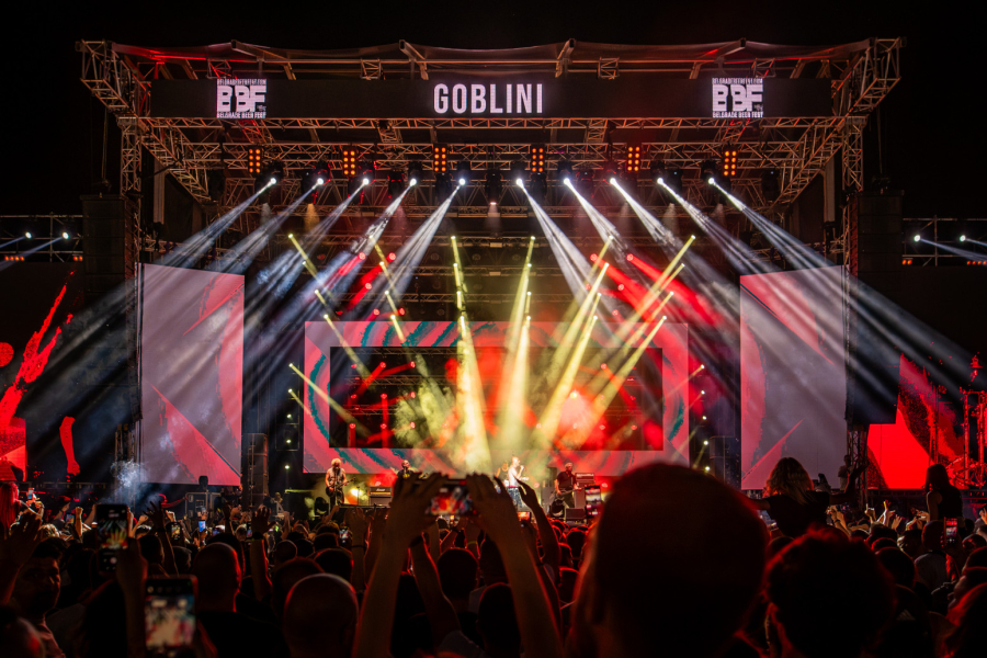 Ušće u potpunom haosu: Grmljavina kvalitetnog pank i rok zvuka na trećoj večeri Belgrade Beer Festa