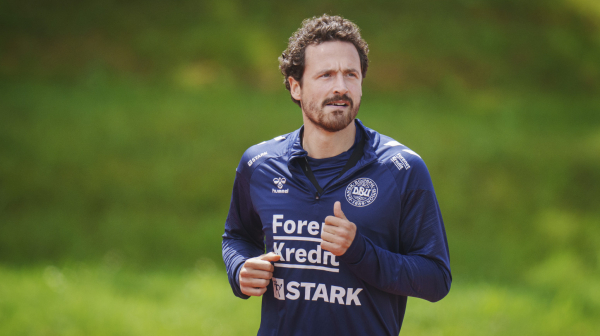 Vezista Danske o stomačnim mukama: Kampovao sam u toaletu!