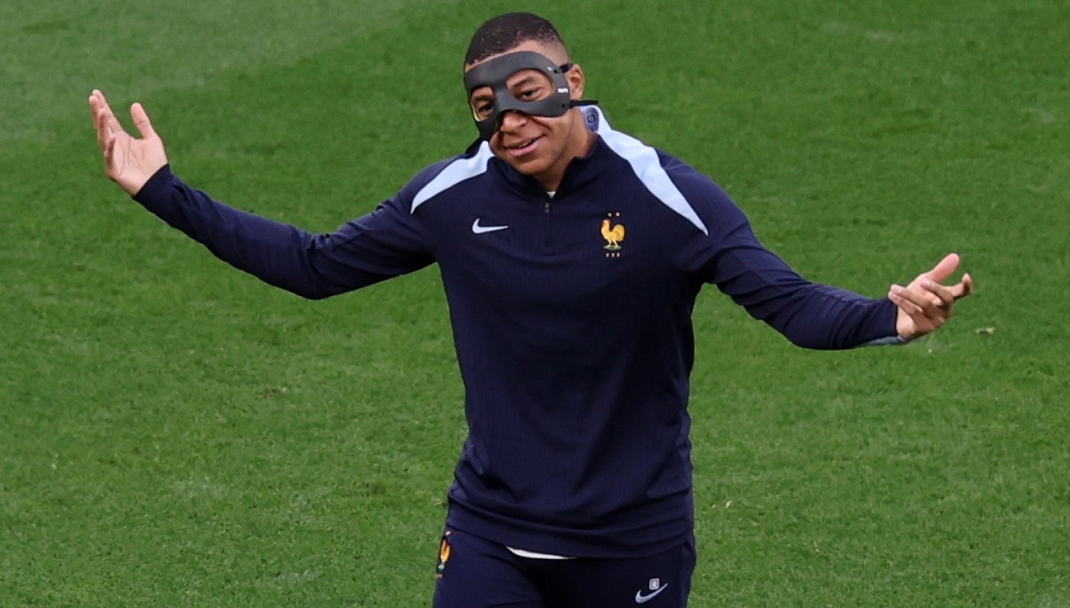 Čuameni: Mbape želi da igra protiv Poljske