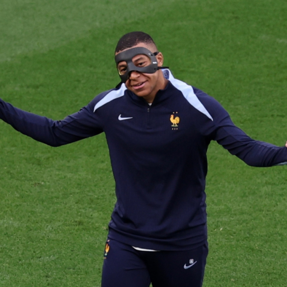 Čuameni: Mbape želi da igra protiv Poljske