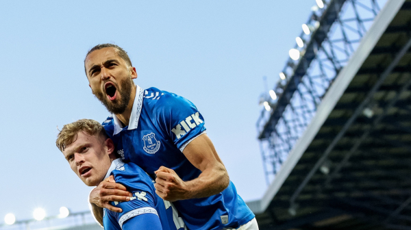 Njukasl pregovara sa napadačem Evertona