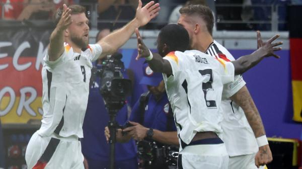 Nemci preživeli Švajcarce – Džaka igrač utakmice! VIDEO