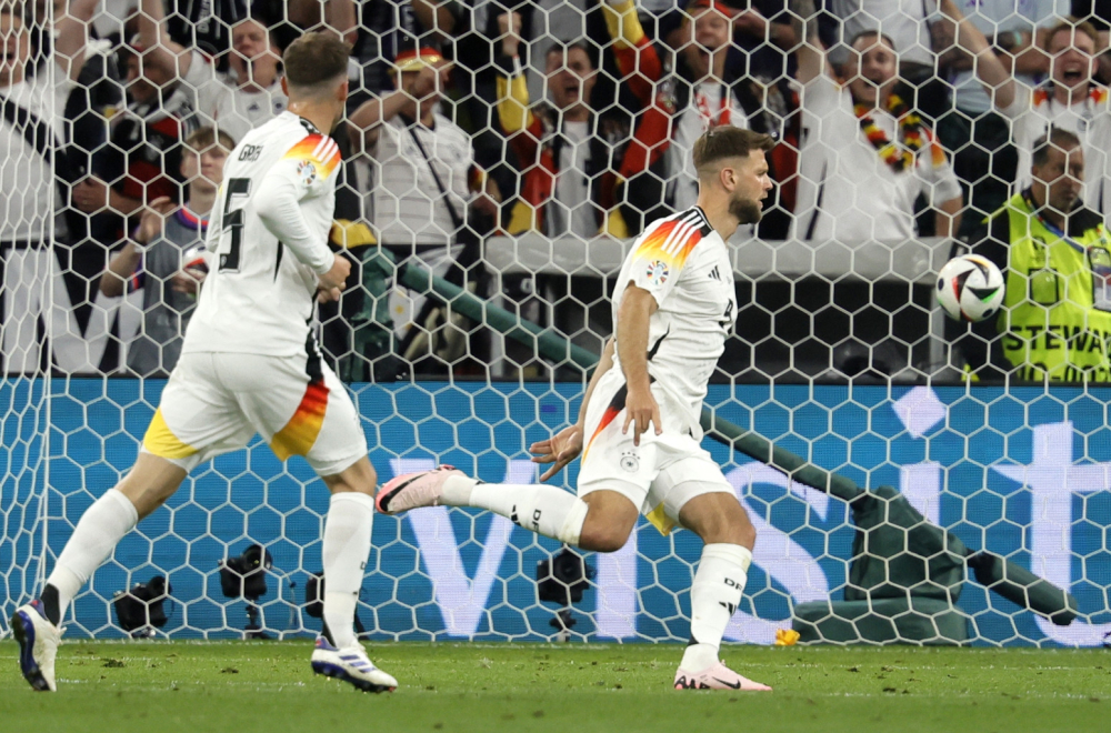 Filkrug "spasao" Nemce – Švajcarci pali u nadoknadi VIDEO