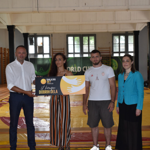 Obeležen Olimpijski dan – kompanija Balkan Bet uručila donaciju Rvačkom klubu Kragujevac