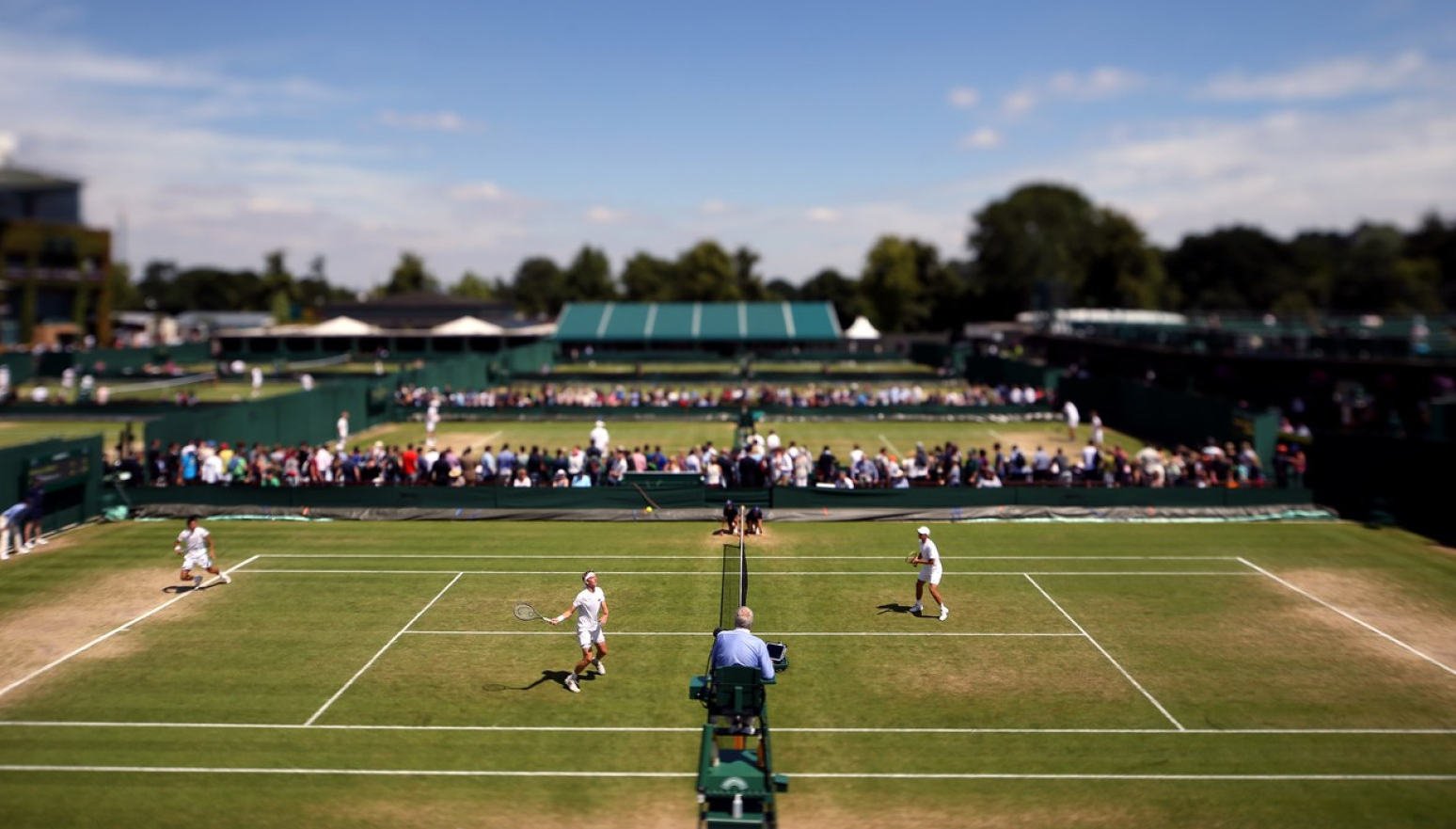 Narandžasti đonovi, "groblje šampiona", 50.000 loptica