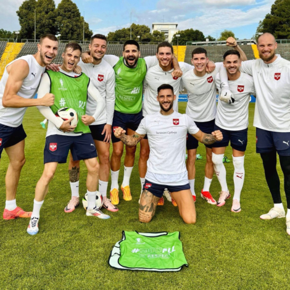 B92.sport na treningu Srbije: Zagrljaj selektora i novog startera – Mitar je malo nervozan VIDEO