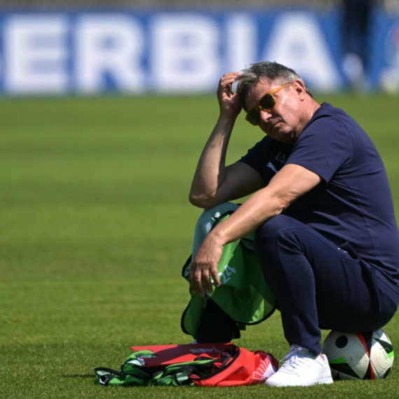 Piksi je prelomio – dve velike promene za meč odluke! FOTO