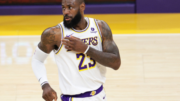 Lebron dovodi sina u Lejkerse?