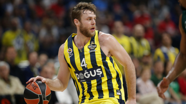 Zvanično: Meli se vratio u Fenerbahče